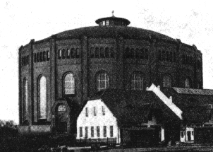 Gasometer (Abb. aus: Frank, Hartmut (Hrsg.): Fritz Schumacher-Reformkultur und Moderne, 1994, S. 219)